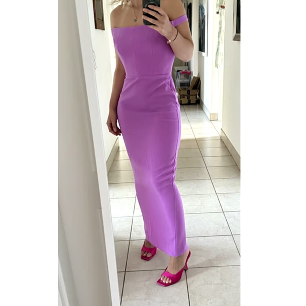 Crepe Off shoulder Dress (Season Sale❣️)